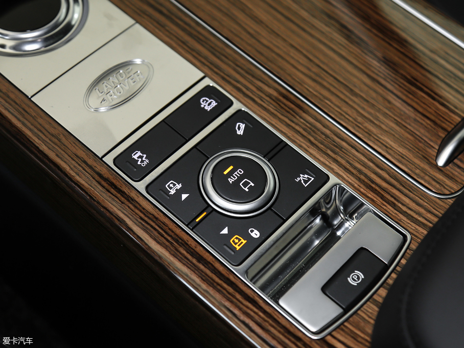 2018 3.0 V6 SC Vogue SE (chung)L(zhng)