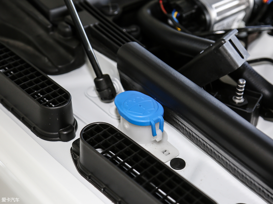 2018 3.0 V6 SC Vogue SE (chung)L(zhng)