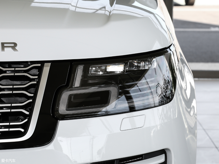 2018 3.0 V6 SC Vogue SE (chung)L