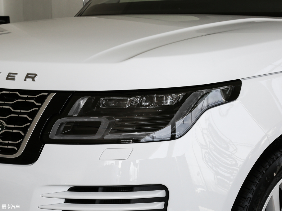 2018 3.0 V6 SC Vogue SE L