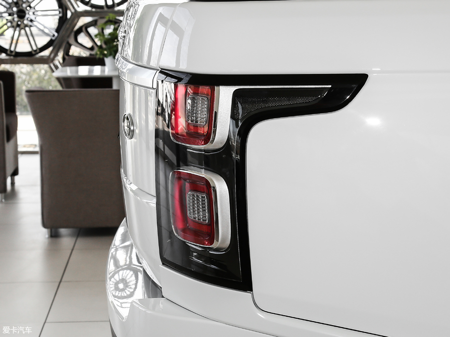 2018 3.0 V6 SC Vogue SE (chung)L