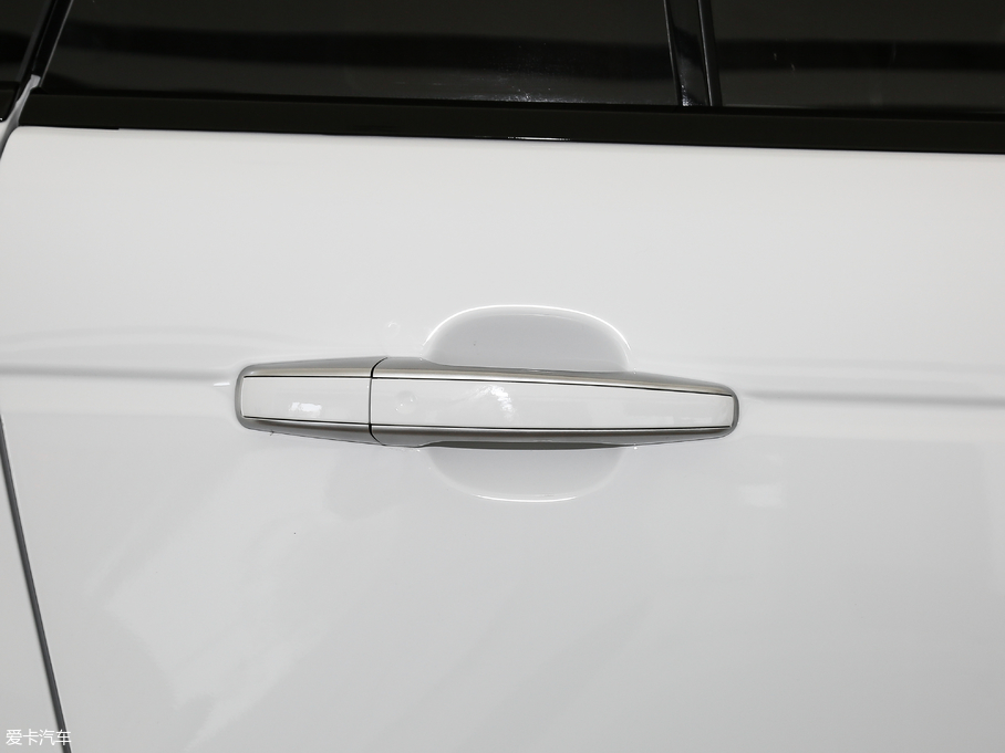 2018 3.0 V6 SC Vogue SE (chung)L(zhng)