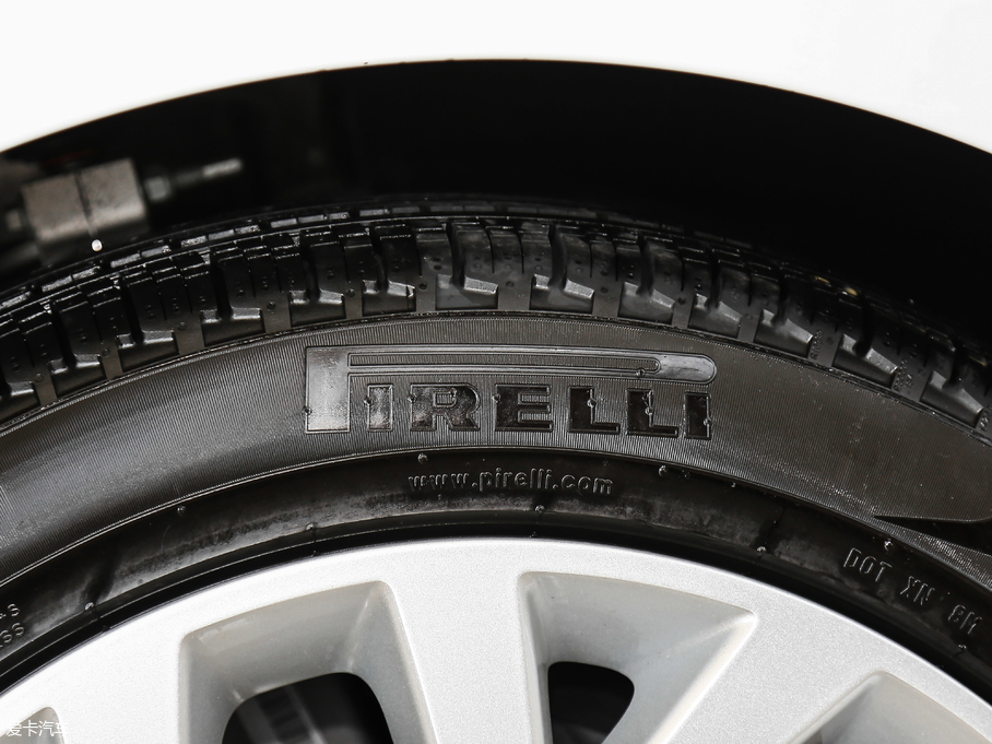 2018 3.0 V6 SC Vogue SE (chung)L