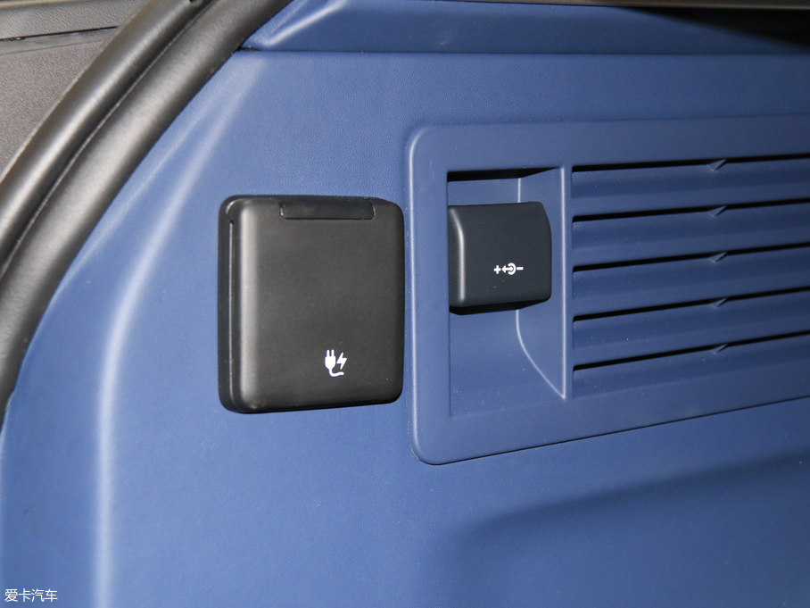 2018��� SV Coupe