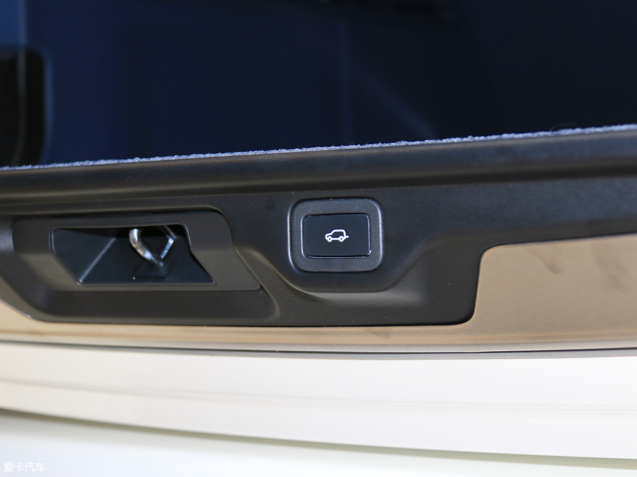 2018��� SV Coupe