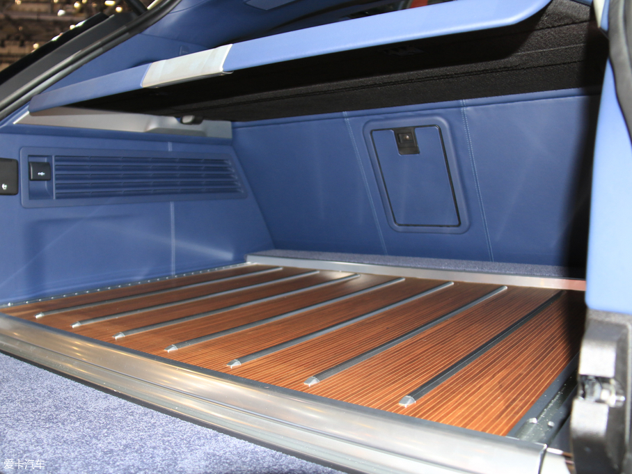 2018��� SV Coupe