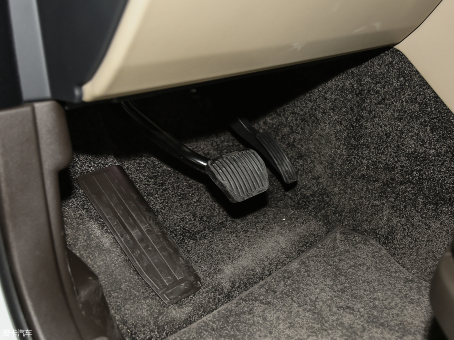 2018��� 3.0 V6 SC Vogue �������L��