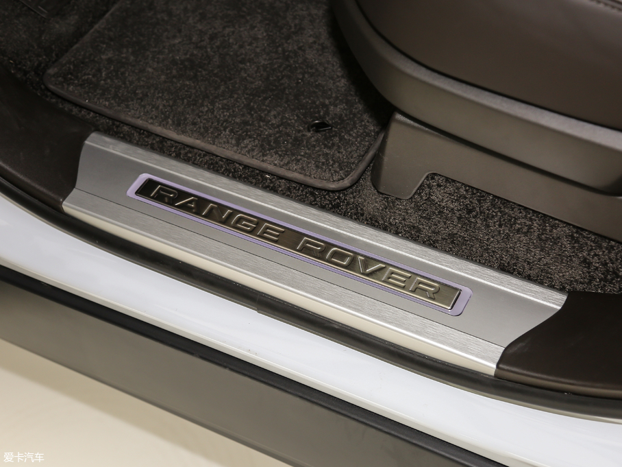 2018��� 3.0 V6 SC Vogue �������L��