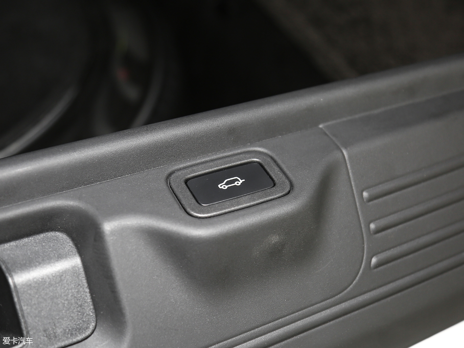 2018 3.0 V6 SC Vogue L