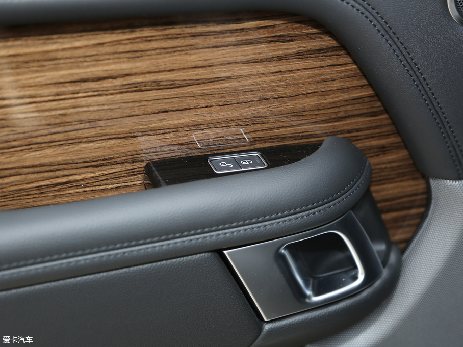 2018 3.0 V6 SC ʢ