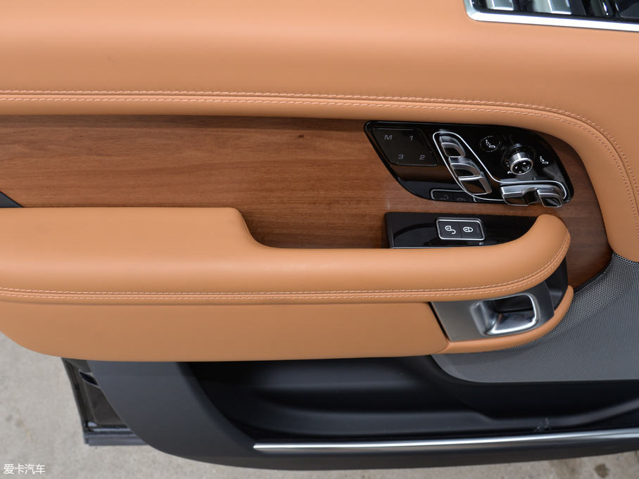 2018��� 3.0 V6 SC AB ��焓(chu��ng)�����L(zh��ng)��