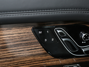 20183.0 V6 SC Vogue SE (chung)L g