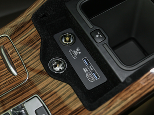 20183.0 V6 SC Vogue L g