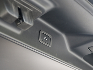 20185.0 V8 SC AB 焓L g