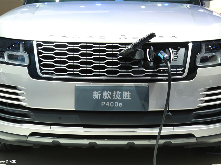 2018Դ PHEV P400e