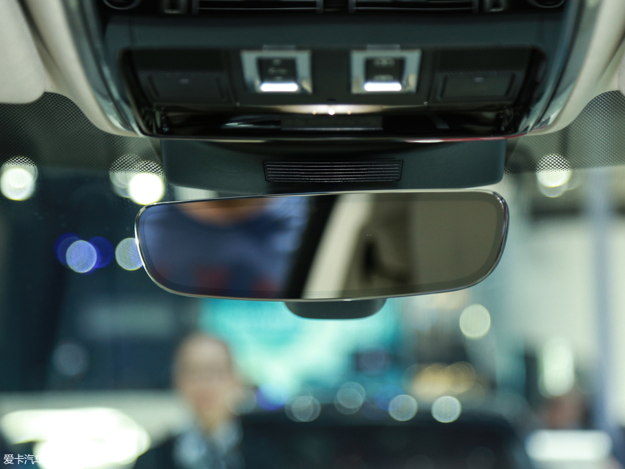 2018Դ PHEV P400e