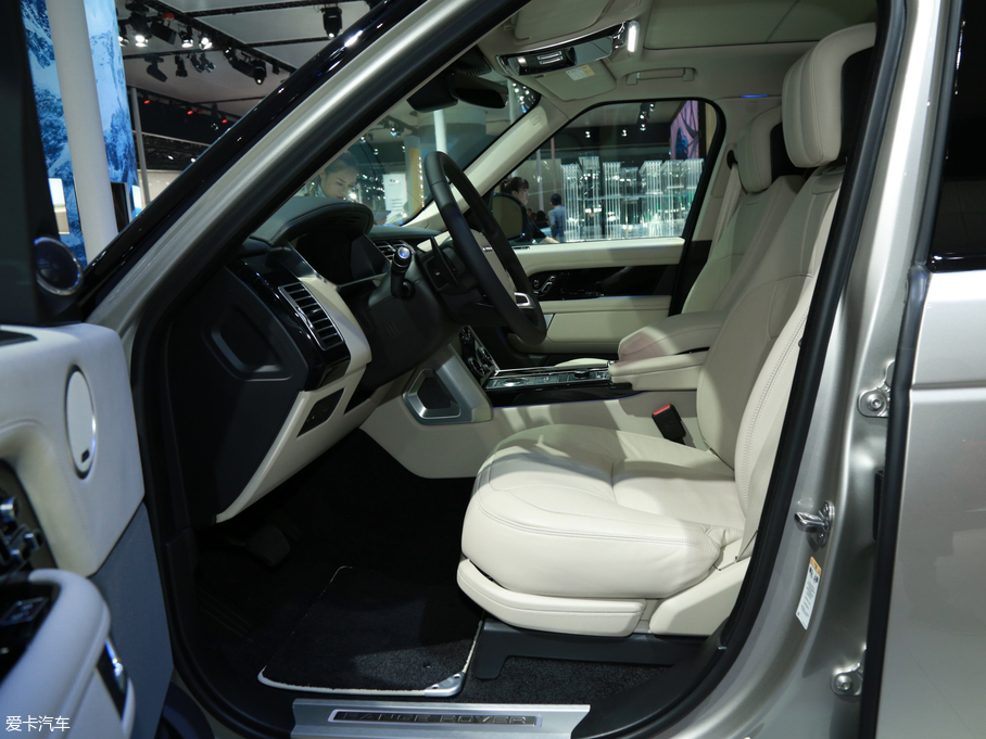 2018Դ PHEV P400e