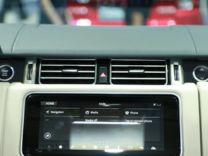 2018��PHEV P400e �п؅^