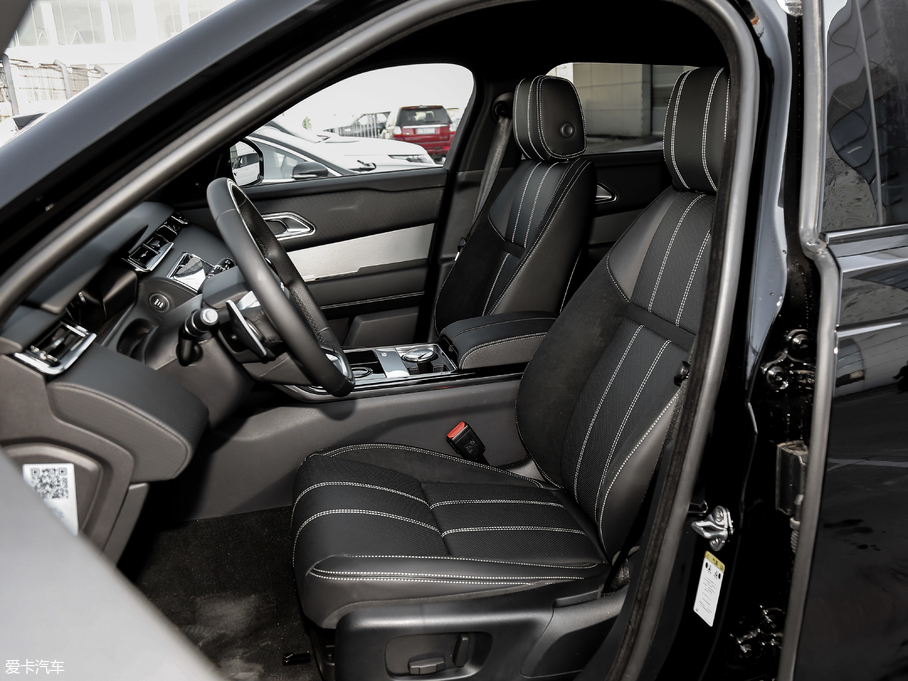 2018} P380 R-DYNAMIC S