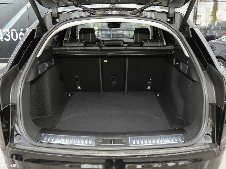 路虎(進口)2018款攬勝星脈