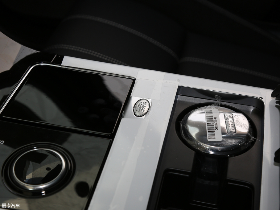 2018} P380 R-DYNAMIC SE