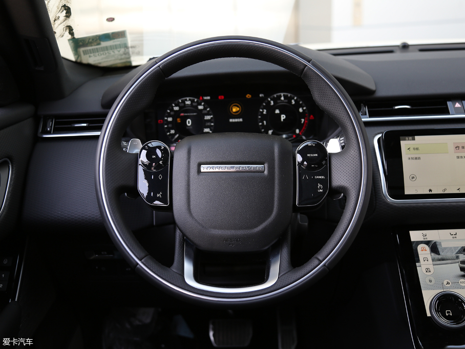 2018} P380 R-DYNAMIC SE