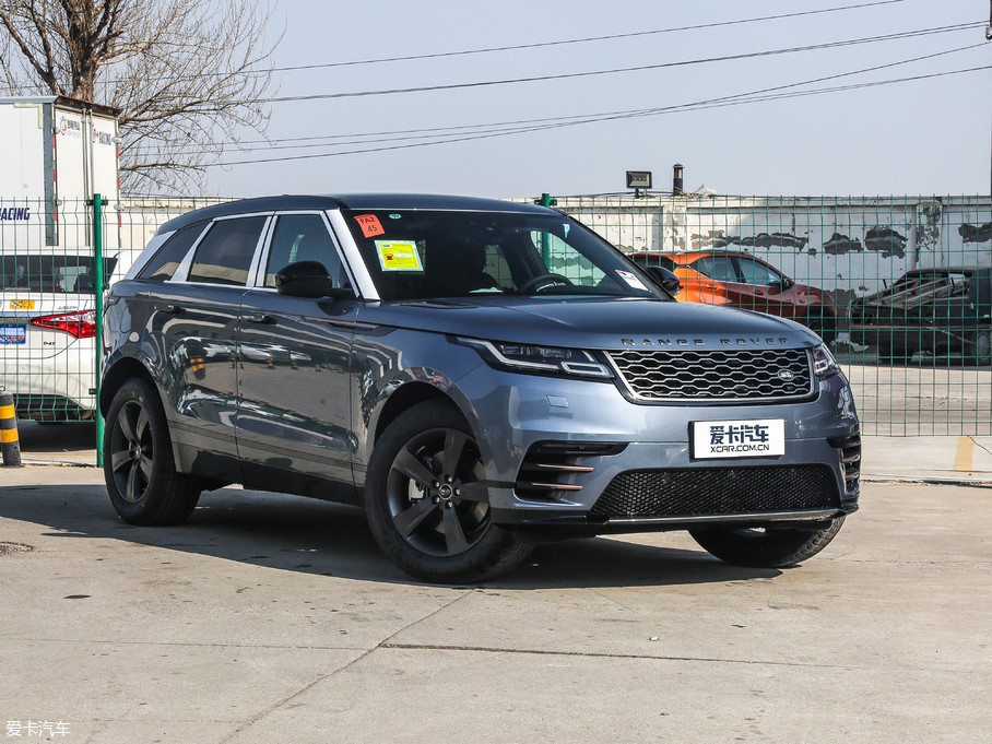 2018} P300 S R-DYNAMIC