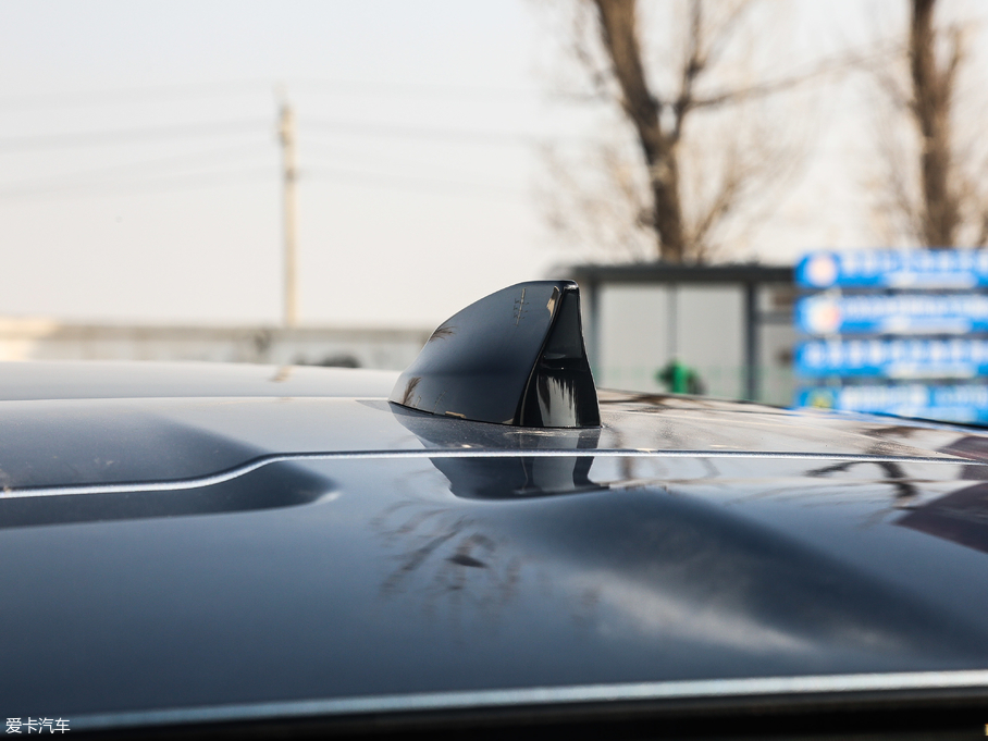 2018} P300 S R-DYNAMIC