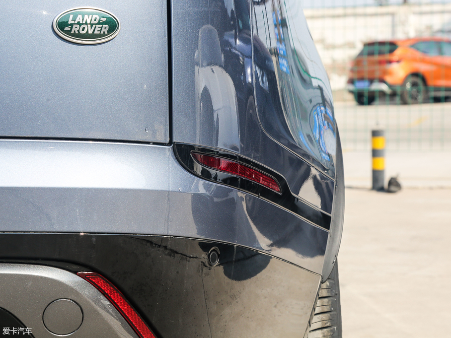 2018} P300 S R-DYNAMIC