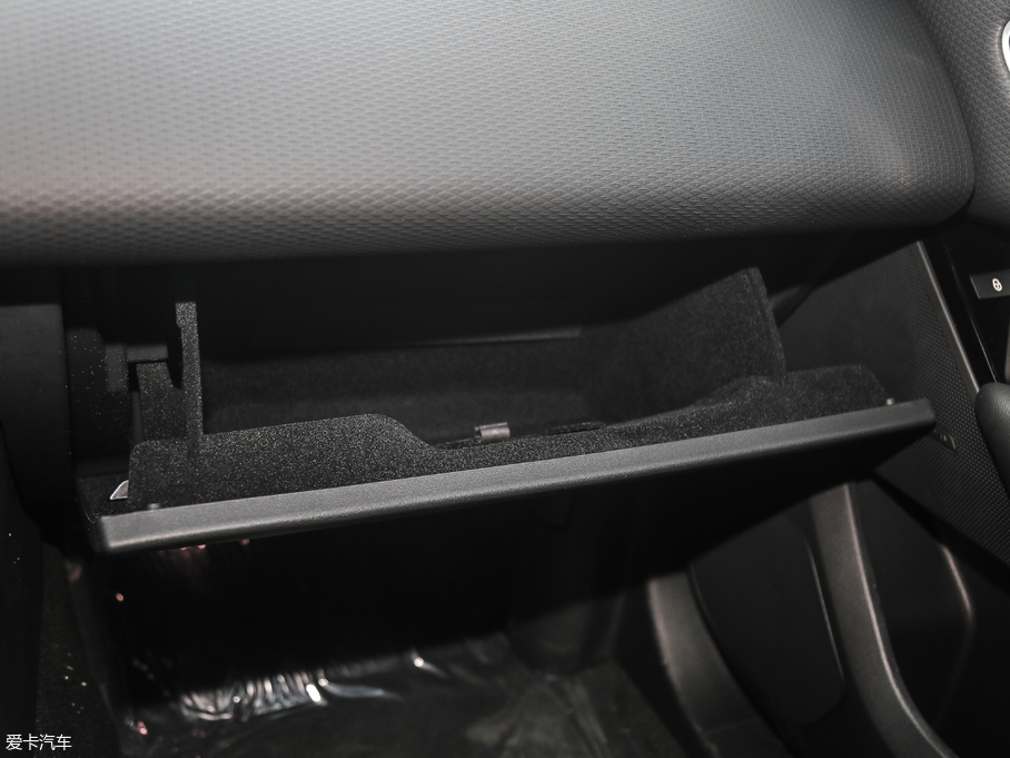 2018} P300 S R-DYNAMIC