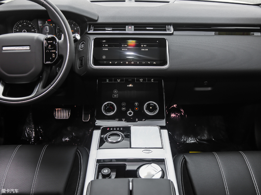 2018} P300 S R-DYNAMIC