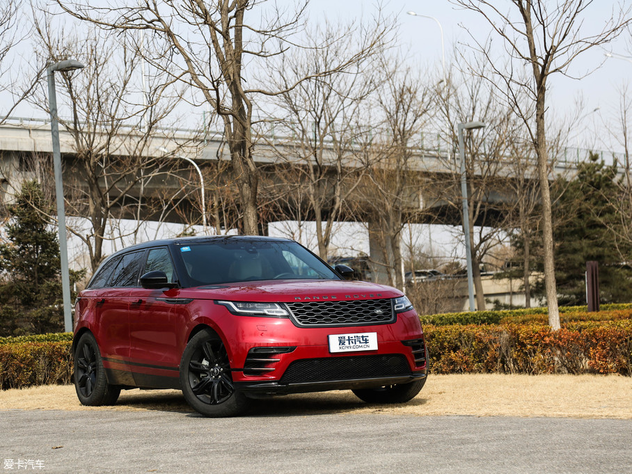 2018} P380 R-DYNAMIC HSE