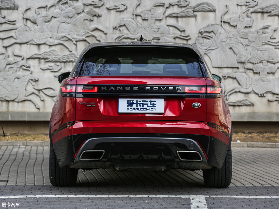 2018} P380 R-DYNAMIC HSE