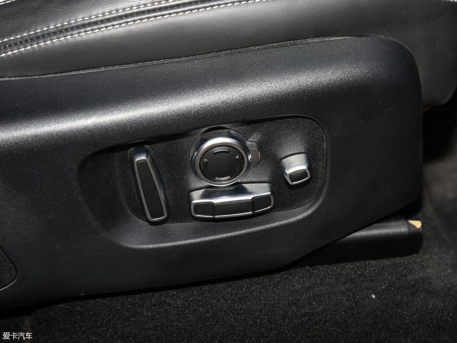 2018} P380 R-DYNAMIC HSE