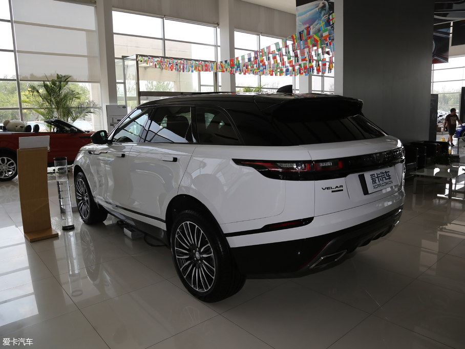 2018} P380 R-DYNAMIC HSE