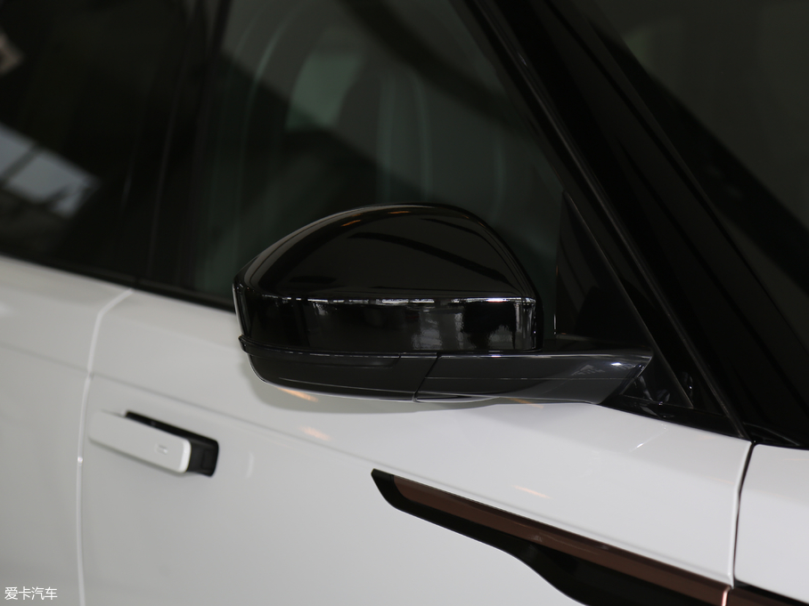 2018} P380 R-DYNAMIC HSE