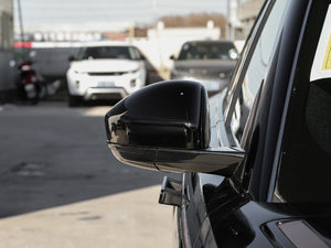 2018P380 R-DYNAMIC S ^