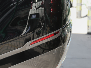 2018P380 R-DYNAMIC S ^