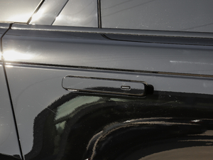 2018P380 R-DYNAMIC S (ji)^