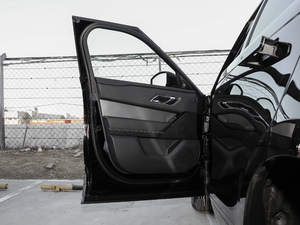 2018P380 R-DYNAMIC S {λ܇T