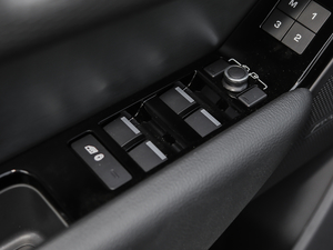 2018P380 R-DYNAMIC S {܇ƅ^(q)	