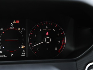 2018P380 R-DYNAMIC S п؅^