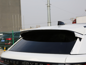 2018P380 R-DYNAMIC SE (x)(ji)^