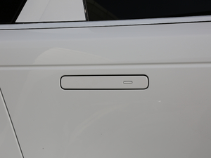 2018P380 R-DYNAMIC SE ^