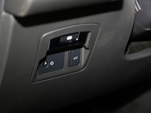 2018P380 R-DYNAMIC SE п؅^