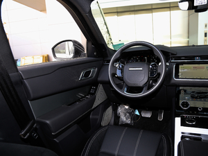 2018P380 R-DYNAMIC SE п؅^