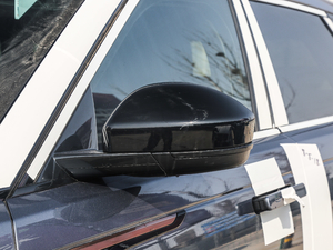 2018P300 S R-DYNAMIC ^