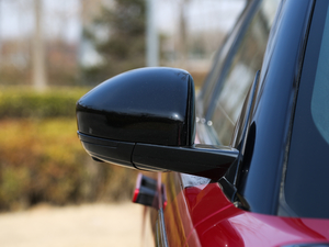 2018P380 R-DYNAMIC HSE (x)(ji)^