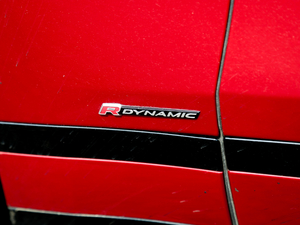 2018P380 R-DYNAMIC HSE (ji)^