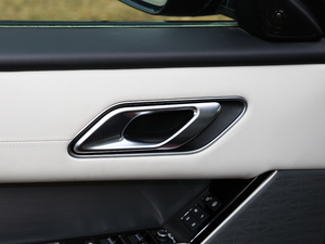 2018P380 R-DYNAMIC HSE g